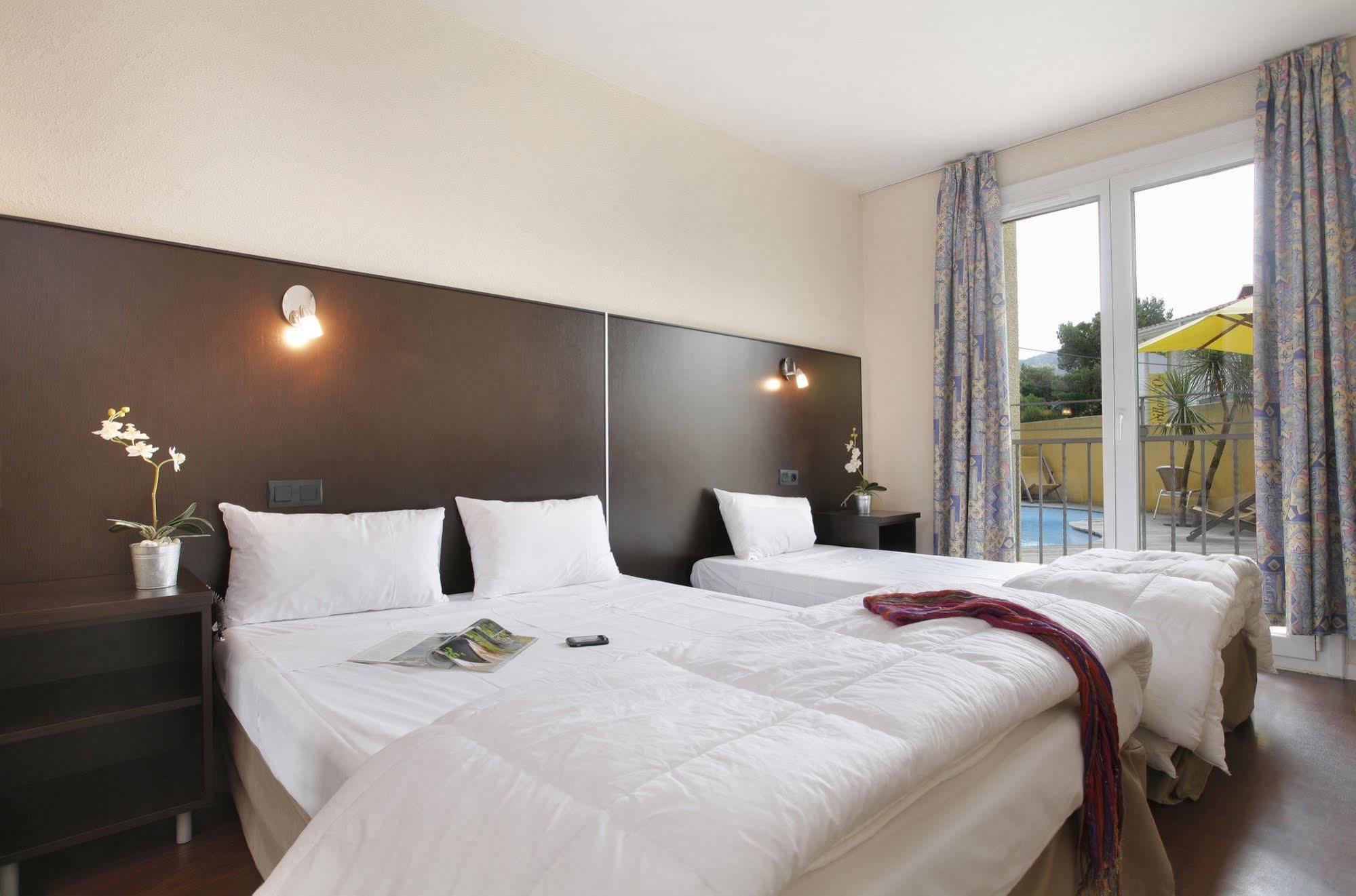 Hotel The Originals Perpignan Sud Le Grillon D'Or 勒宝洛 外观 照片